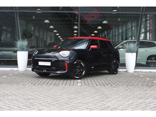 Mini Aceman E / John Cooper Works / Pakket M / 19" JCW Strive Spoke 2-tone met sportbanden ActivLease financial lease
