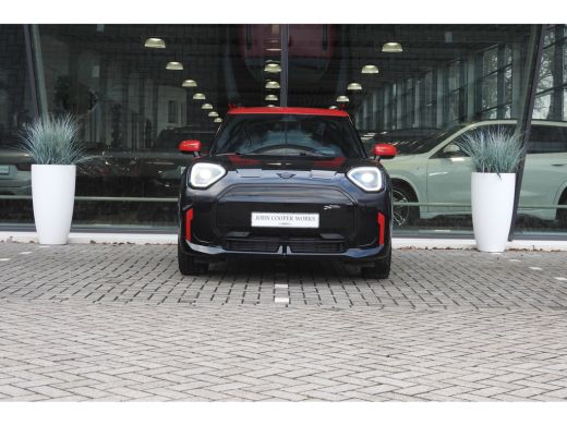 Mini Aceman E / John Cooper Works / Pakket M / 19" JCW Strive Spoke 2-tone met sportbanden ActivLease financial lease