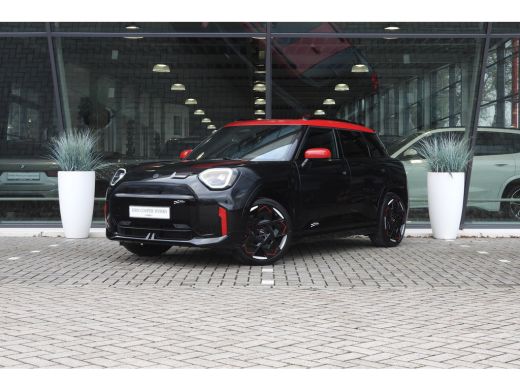 Mini Aceman E / John Cooper Works / Pakket M / 19" JCW Strive Spoke 2-tone met sportbanden ActivLease financial lease