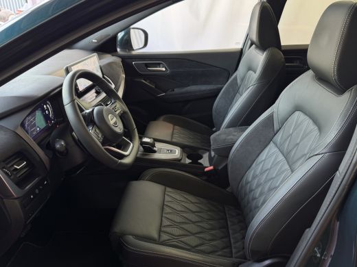 Nissan QASHQAI 1.3 MHEV 160PK TEKNA PLUS BOSE 20''LMV LEER ALCANTARA PANO MASSAGE BOSE STOEL/STUUR/RUIT VERW MAT... ActivLease financial lease