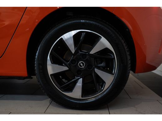 Opel Corsa-e Elegance 50 kWh | Apple Carplay & Android Auto | Climate Controle | Parkeersensoren | Bluetooth |... ActivLease financial lease