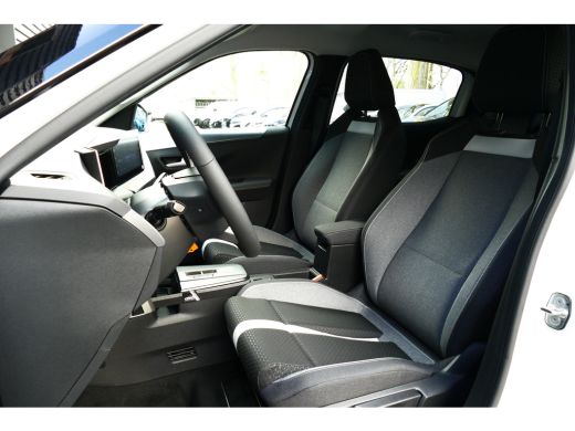 Opel Frontera 1.2 HYBRID 110PK GS AUTOMAAT / NAVI / LED / CLIMA / PDC / 17"LMV / CAMERA / CRUISECONTROL / STUUR... ActivLease financial lease