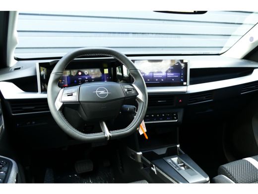 Opel Frontera 1.2 HYBRID 110PK GS AUTOMAAT / NAVI / LED / CLIMA / PDC / 17"LMV / CAMERA / CRUISECONTROL / STUUR... ActivLease financial lease
