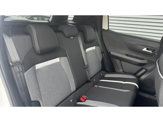 Opel Frontera GS &euro;3000,- voorraad voordeel | 17" Lichtmetalen velgen in Zwart met 215/60 R17 banden | Achteruit... ActivLease financial lease