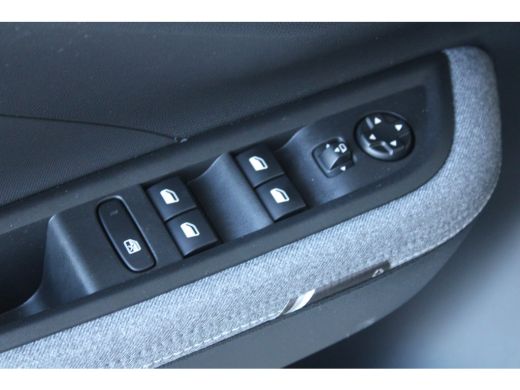 Opel Frontera GS &euro;3000,- voorraad voordeel | 17" Lichtmetalen velgen in Zwart met 215/60 R17 banden | Achteruit... ActivLease financial lease
