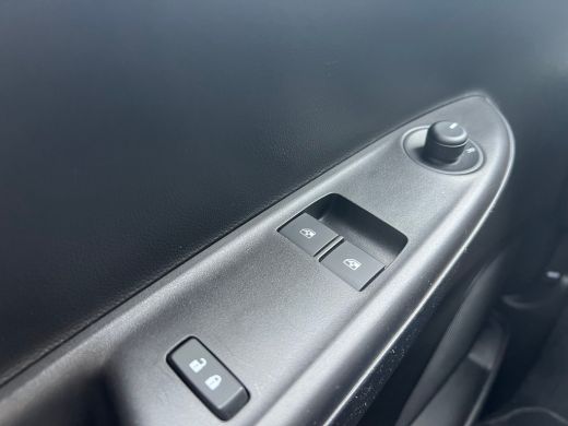 Opel KARL 1.0 75pk Edition AIRCO| CRUISE CONTROL| ELEKTR.RAAMBED.| CENTR.DEURVERGRENDELING| LAGE KM-STAND! ActivLease financial lease