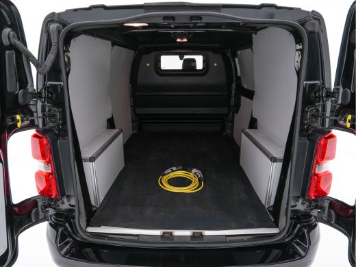Opel Vivaro-e L2H1 Innovation 50 kWh [ 3-Fase ] Aut. *LEATHER | NAVI-FULLMAP | CAMERA | AIRCO | DAB+ | PDC | CR... ActivLease financial lease