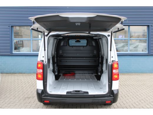 Opel Vivaro-e L3 75 kWh | 8 JAAR FABRIEKSGARANTIE| NAVIGATIE | CAMERA | SENSOREN VOOR/ACHTER | APPLE CARPLAY/AN... ActivLease financial lease