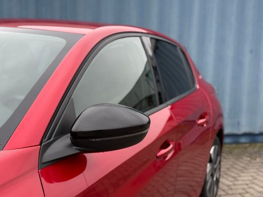 Peugeot 208 Hybrid 100 e-DCS6 Allure Cruise control | Voor en achter parkeersensoren | Apple carplay & Androi... ActivLease financial lease