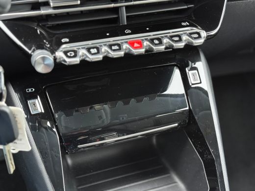 Peugeot 208 Hybrid 100 e-DCS6 Allure Automaat | Cruise control | Voor en achter parkeersensoren | Apple carpl... ActivLease financial lease