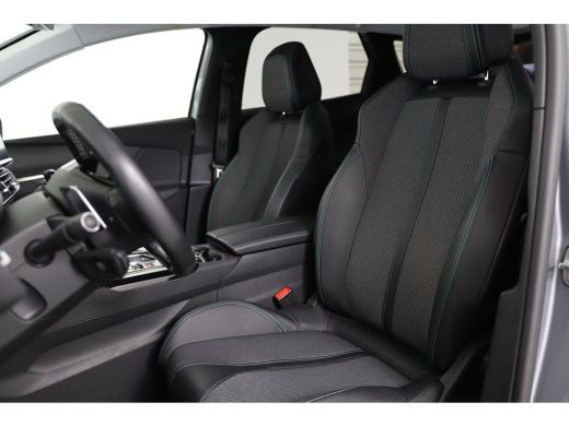 Peugeot 3008 1.6 HYbrid 225 Allure | Dealer Onderhouden! | Navi | Clima | Camera | LED | Cruise Control | BLIS... ActivLease financial lease