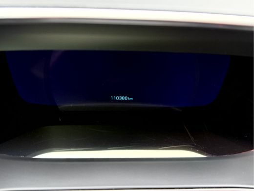 Peugeot e-2008 EV Allure Pack 50 kWh Camera, Carplay, Stoelverwarming ActivLease financial lease