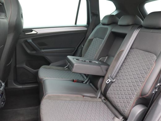 Seat Tarraco 1.4 TSI e-Hybrid PHEV FR Business Intens 245PK DSG Pano-Schuifdak, Trekhaak, 360gr. Camera, Stoel... ActivLease financial lease