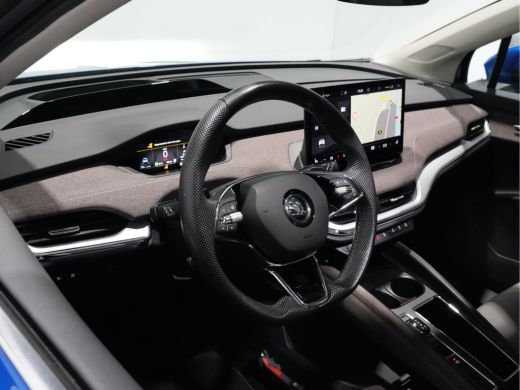 Skoda Enyaq iV Enyaq 80 204pk First Edition Panorama Wegkl. trekhaak Navigatie Stoel/Stuurverwarming 244 ActivLease financial lease