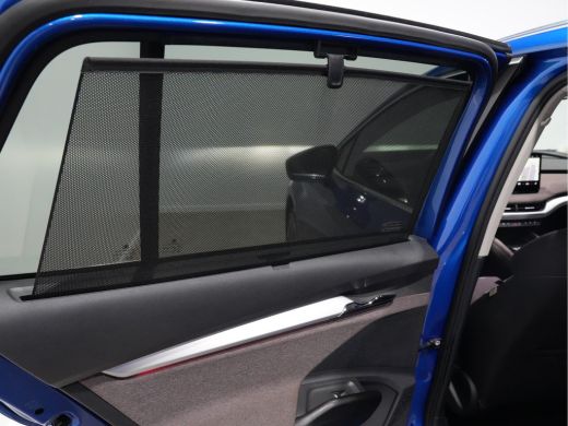 Skoda Enyaq iV Enyaq 80 204pk First Edition Panorama Wegkl. trekhaak Navigatie Stoel/Stuurverwarming 244 ActivLease financial lease