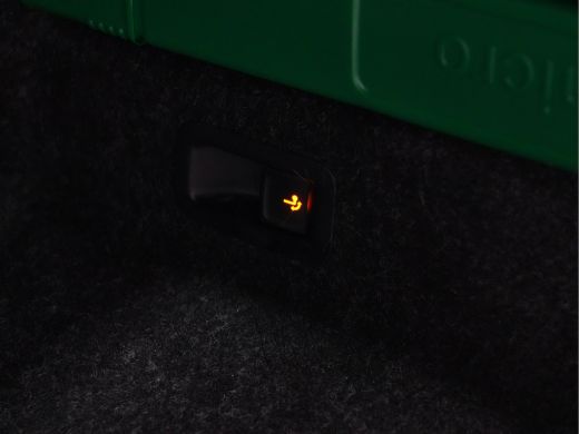 Skoda Enyaq iV Enyaq 80 204pk First Edition Panorama Wegkl. trekhaak Navigatie Stoel/Stuurverwarming 244 ActivLease financial lease