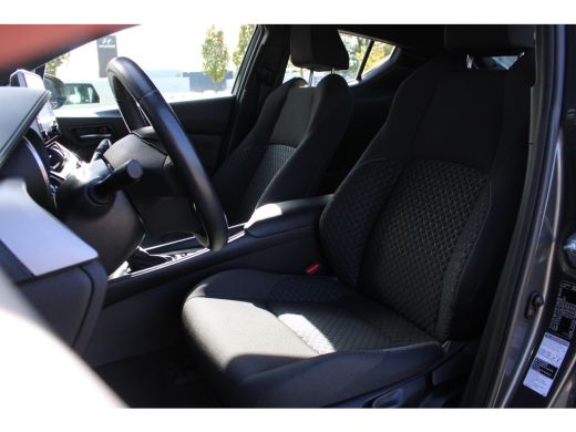 Toyota C-HR 1.8 Hybrid Active Automaat | Navigatie | Allseason | Stoelverwarming | Keyless-Entry | Achteruitr... ActivLease financial lease