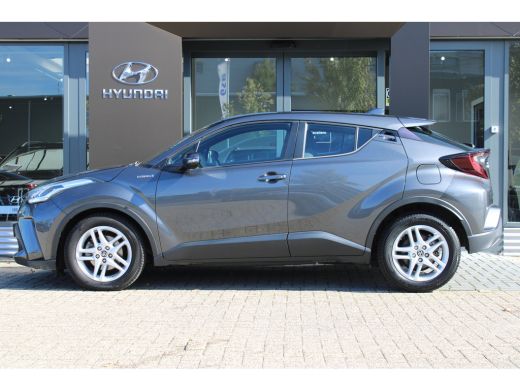 Toyota C-HR 1.8 Hybrid Active Automaat | Navigatie | Allseason | Stoelverwarming | Keyless-Entry | Achteruitr... ActivLease financial lease