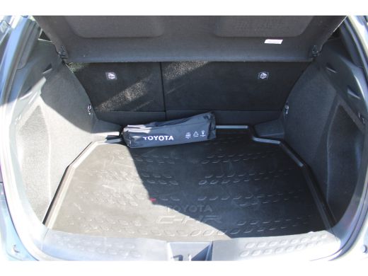 Toyota C-HR 1.8 Hybrid Active Automaat | Navigatie | Allseason | Stoelverwarming | Keyless-Entry | Achteruitr... ActivLease financial lease