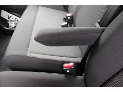 Toyota ProAce L2 2.0 D-4D Challenger | TREKHAAK | BETIMMERING LAADRUIMTE | APPLE CARPLAY/ANDROID AUTO | ActivLease financial lease