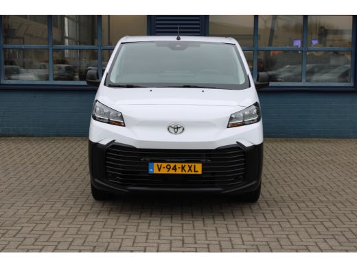 Toyota ProAce L2 2.0 D-4D Challenger | TREKHAAK | BETIMMERING LAADRUIMTE | APPLE CARPLAY/ANDROID AUTO | ActivLease financial lease