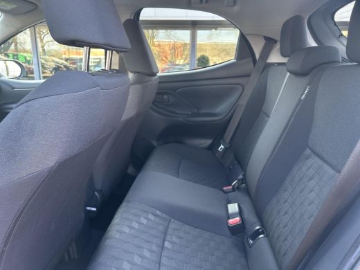 Toyota Yaris 1.5 Hybrid 115 Dynamic ActivLease financial lease