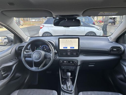 Toyota Yaris 1.5 Hybrid 115 Dynamic ActivLease financial lease