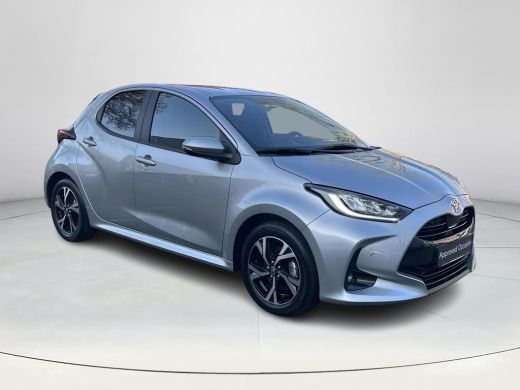 Toyota Yaris 1.5 Hybrid 115 Dynamic ActivLease financial lease