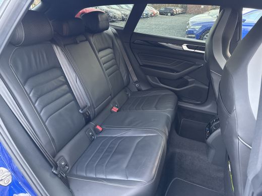 Volkswagen Arteon eHYBRID 218PK DSG R-LINE BUSINESS+ TREKHAAK/360CAMERA/LEDER/HEAD-UP ActivLease financial lease