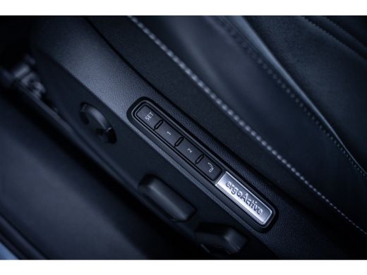 Volkswagen ID.7 Pro Limited Edition 77 kWh | 360 graden camera | Draadloze telefoonlader | Elektrisch bedienbare ... ActivLease financial lease