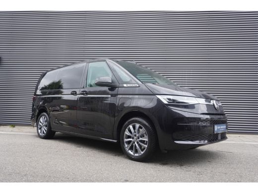 Volkswagen Multivan 1.5 eHybrid L2 Bulli Edition 4-Motion, IQ Light koplampen, 7-persoons Vis-a-Vis, Navigatie, Trekhaak ActivLease financial lease