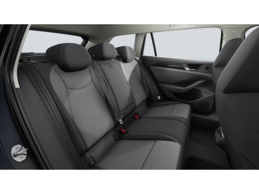 Volkswagen Passat Variant Passat - eHybrid Inclusief &euro;2000,- inruilvoordeel | 'App-Connect' draadloze smartphone in... ActivLease financial lease