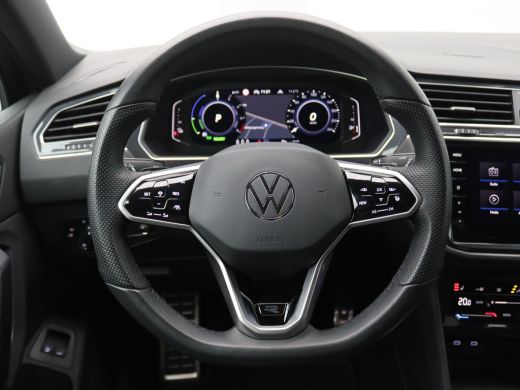 Volkswagen Tiguan 1.4 TSI eHybrid R-Line Business+ Panorama Dak, Head-up display, Trekhaak, 360 camera, Leder, Stoe... ActivLease financial lease
