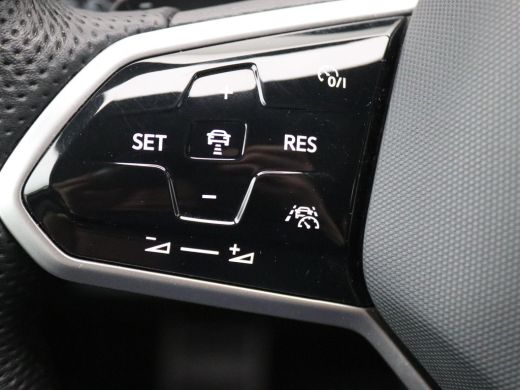 Volkswagen Tiguan 1.4 TSI eHybrid R-Line Business+ Panorama Dak, Head-up display, Trekhaak, 360 camera, Leder, Stoe... ActivLease financial lease