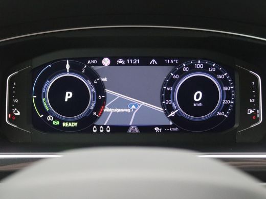 Volkswagen Tiguan 1.4 TSI eHybrid R-Line Business+ Panorama Dak, Head-up display, Trekhaak, 360 camera, Leder, Stoe... ActivLease financial lease