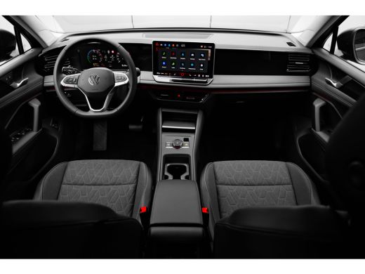 Volkswagen Tiguan Life Edition - eHybrid Inclusief &euro;2000,- inruilvoordeel | 'App-Connect' draadloze smartphone inte... ActivLease financial lease