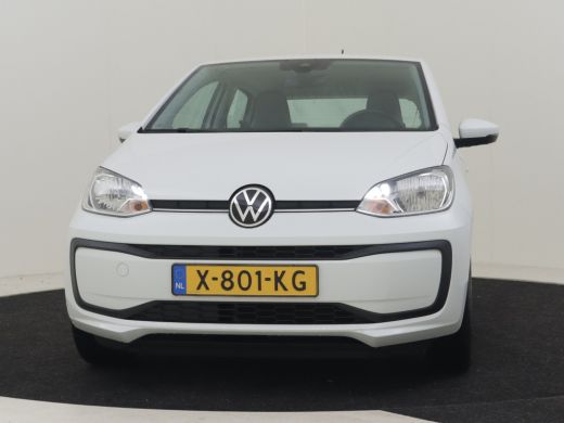 Volkswagen up! 1.0 65pk | Camera achter | Cruise control | Parkeersensoren achter | Airco automatisch | Cruise c... ActivLease financial lease