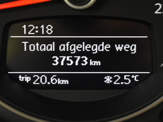 Volkswagen up! 1.0 65pk | Navigatie via smartphone | Airco | Licht &zicht pakket | Led dagrijverlichting | Elekt... ActivLease financial lease