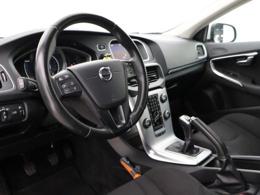 Volvo  V40 2.0 D2 120 PK EURO 6 + NAVIGATIE Volvo V40 2.0 D2 + NAVIGATIE | DIGITALE COCKPIT | CRUISE CONTROL ActivLease financial lease