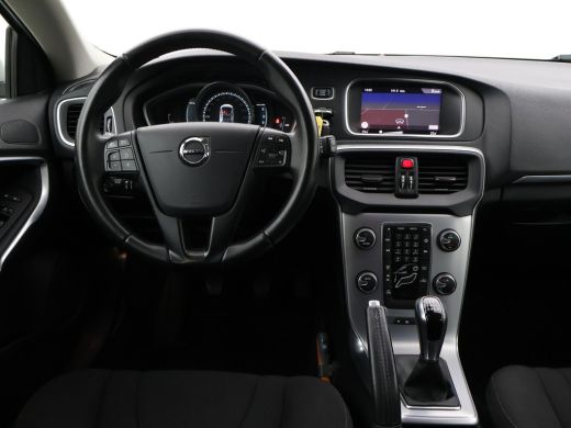 Volvo  V40 2.0 D2 120 PK EURO 6 + NAVIGATIE Volvo V40 2.0 D2 + NAVIGATIE | DIGITALE COCKPIT | CRUISE CONTROL ActivLease financial lease