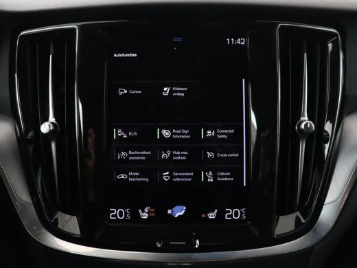 Volvo  V60 2.0 T6 AWD Recharge Business Pro | Leder | Trekhaak | Stoel & stuurverwarming | Adaptive cruise |... ActivLease financial lease