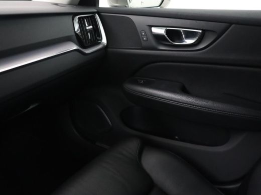 Volvo  V60 2.0 T6 AWD Recharge Business Pro | Leder | Trekhaak | Stoel & stuurverwarming | Adaptive cruise |... ActivLease financial lease