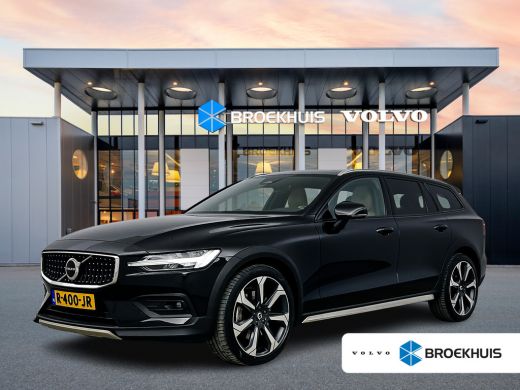 Volvo  V60 Cross Country B5 AWD Ultimate | 20" | Geventileerd Nappa | Massagestoelen | Bowers & Wilkins | Ex...