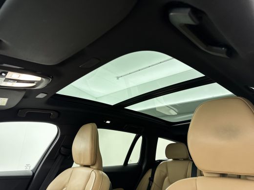 Volvo  V60 Cross Country B5 AWD Ultimate | 20" | Geventileerd Nappa | Massagestoelen | Bowers & Wilkins | Ex... ActivLease financial lease