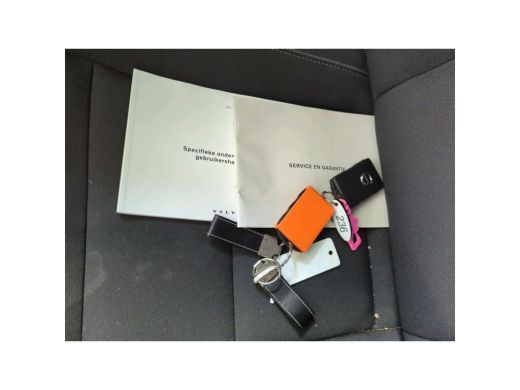 Volvo  XC40 1.5 T2 Momentum NL-AUTO | TREKHAAK | STOEL VERWARMING ActivLease financial lease