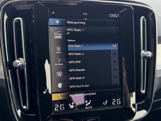 Volvo  XC40 1.5 T2 Momentum NL-AUTO | TREKHAAK | STOEL VERWARMING ActivLease financial lease
