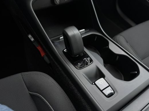 Volvo  XC40 1.5 T2 Momentum NL-AUTO | TREKHAAK | STOEL VERWARMING ActivLease financial lease