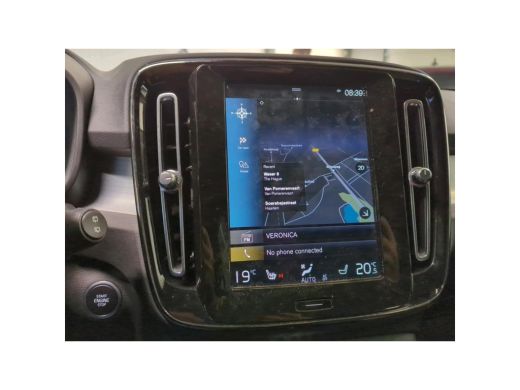 Volvo  XC40 1.5 T2 Momentum NL-AUTO | TREKHAAK | STOEL VERWARMING ActivLease financial lease