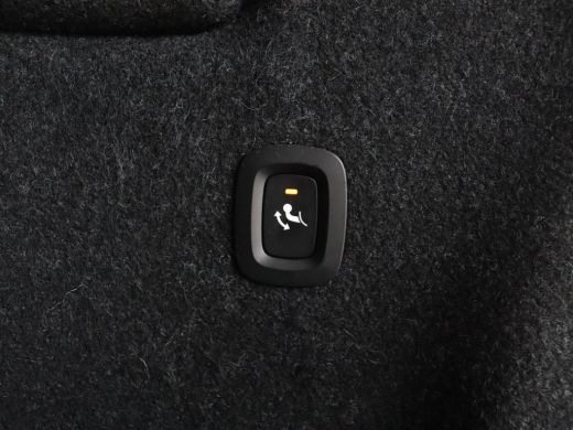 Volvo  XC40 Recharge P8 AWD R Design | Trekhaak | Leder/Alcantara | Stoel & stuurverwarming | Keyless | Navig... ActivLease financial lease