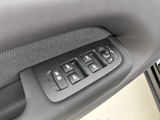 Volvo  XC60 T6 Recharge Ultra Black Edition | Facelift | 21" | Elektrisch verst. Sportstoelen | Panoramadak |... ActivLease financial lease